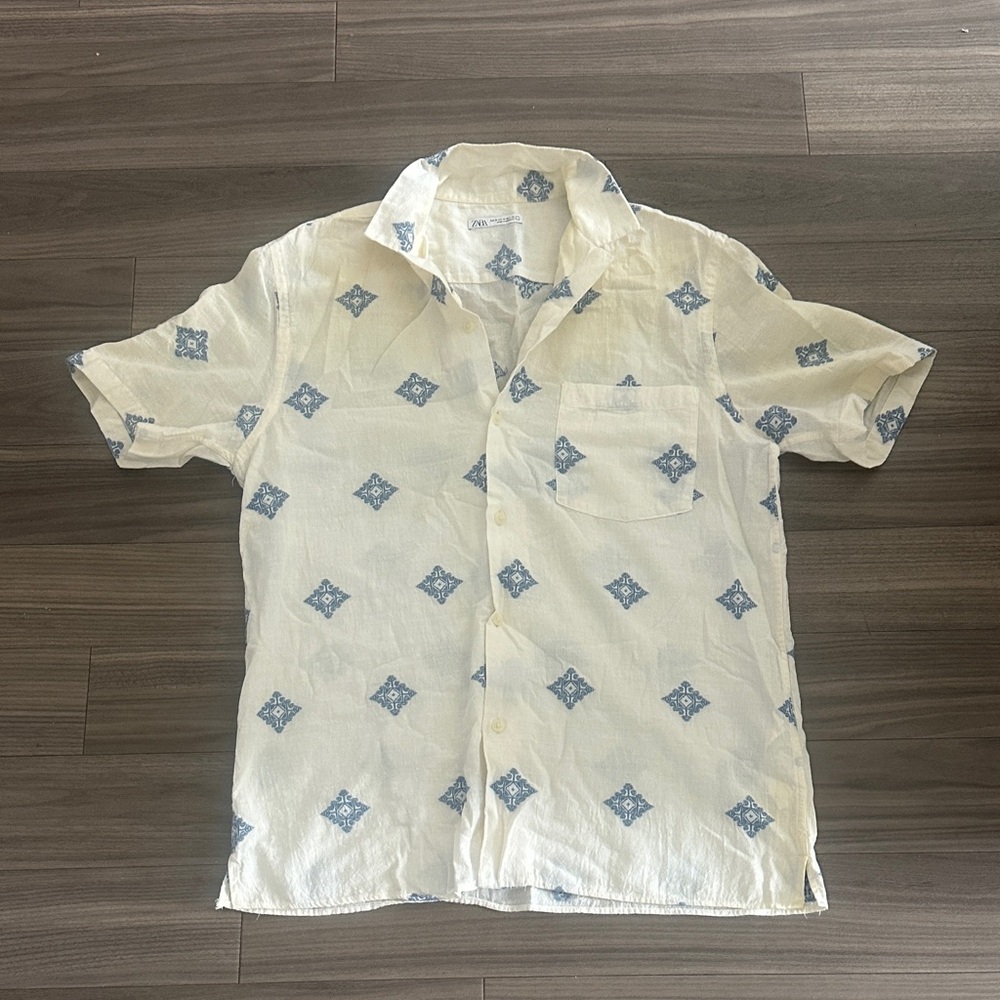 Zara Men's Casual Cream and Blue Button Down Shirt